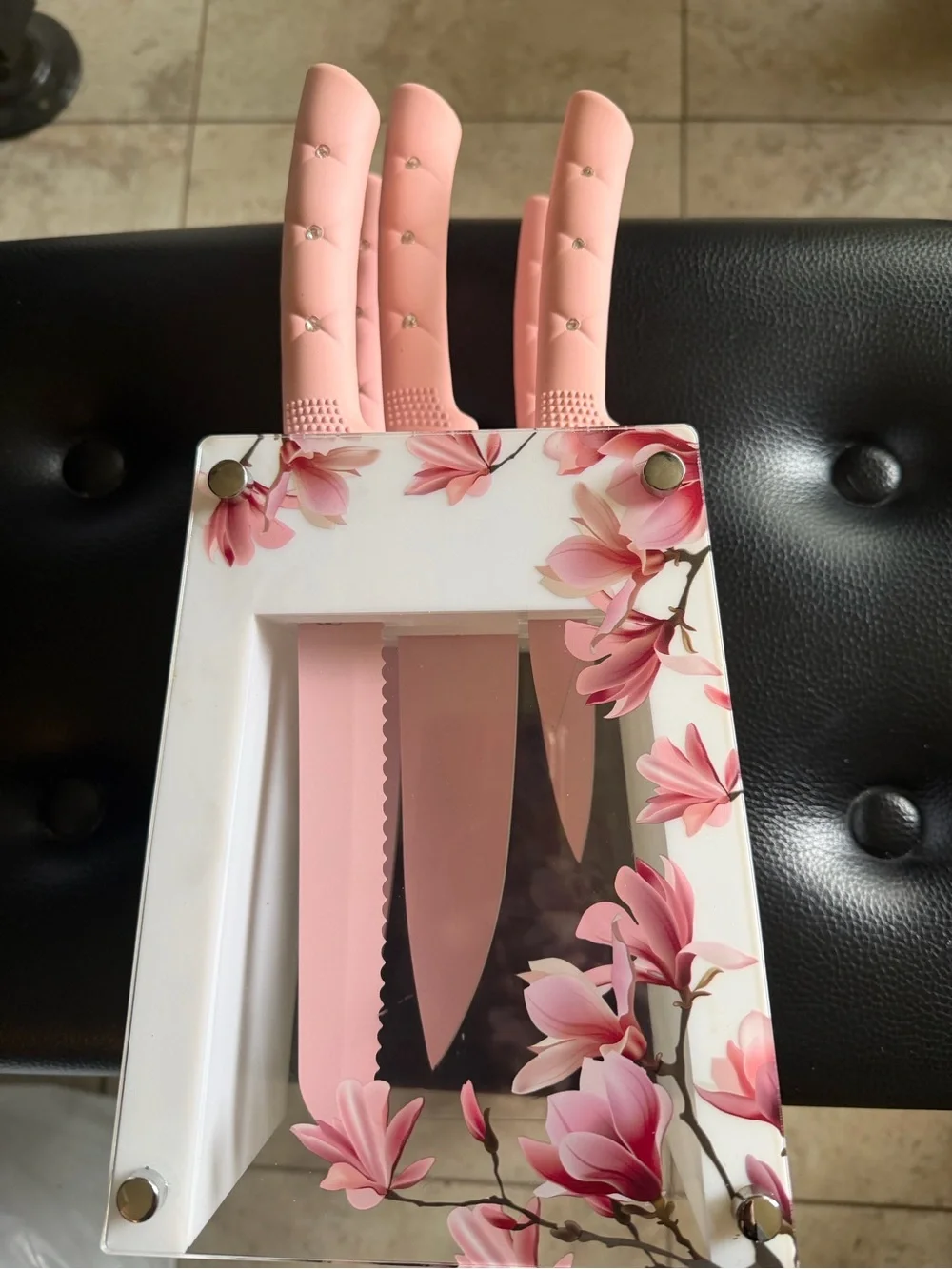 5 piece non stick knife set in pink with rhinestones